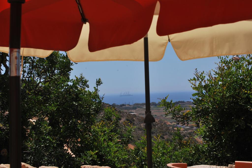 Secco's Seaview Homestay L-Imgarr